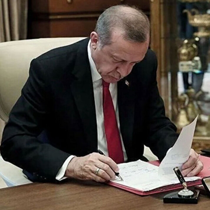 En Yüksek Devlet Memuruna yeni görev verildi