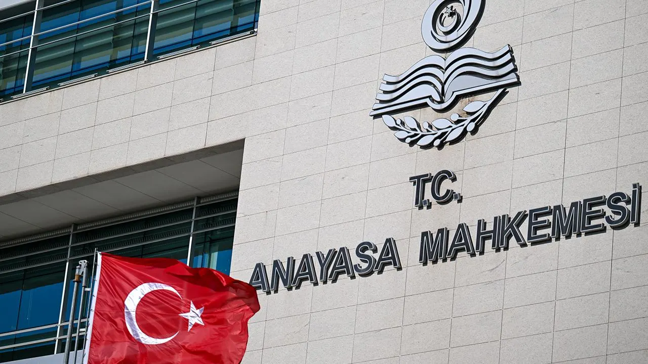 Anayasa Mahkemesinden şaşırtıcı "tacizde bulunan bekçi" kararı